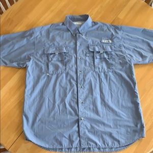 Men’s Columbia PFG shirt size Med